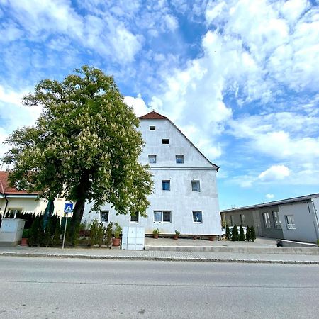 Ubytovna Kaplice Exterior photo